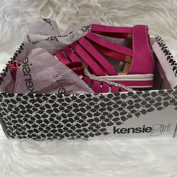 Women's Pink Strappy Sandals - Picture 2 of 2